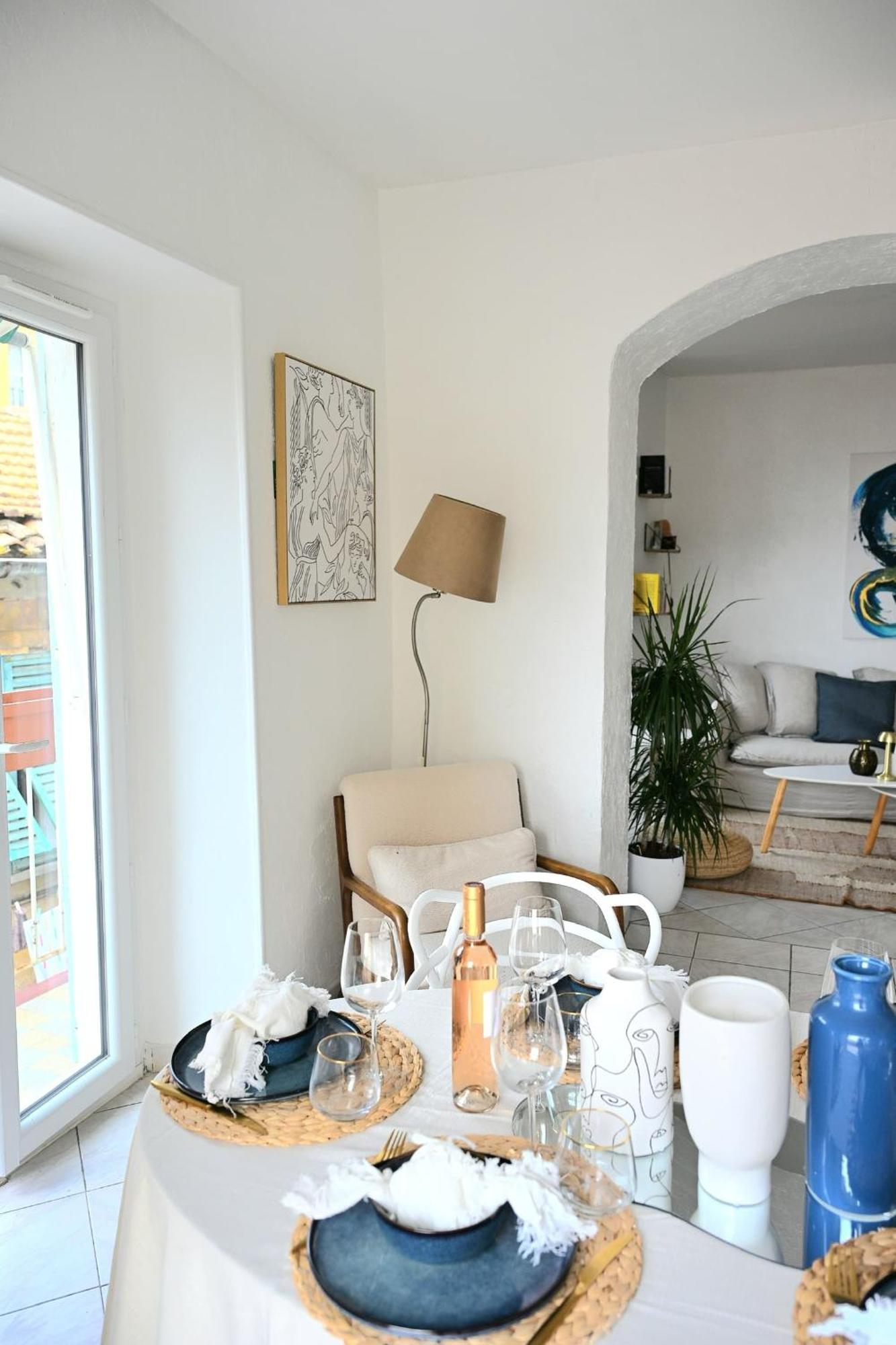 The Seaside Serenity - Calm & Charming Bay View Flat - Heart Of Villefranche Buitenkant foto